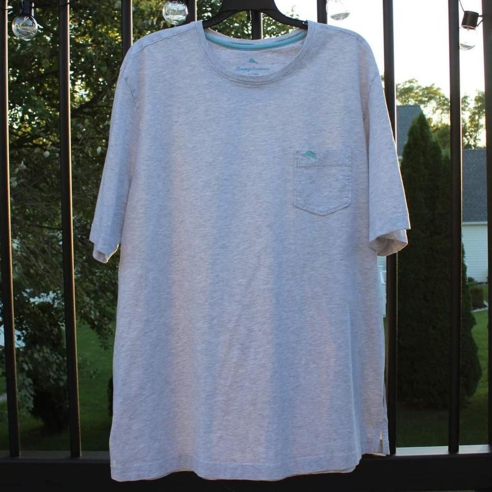 Tommy Bahama T-Shirt